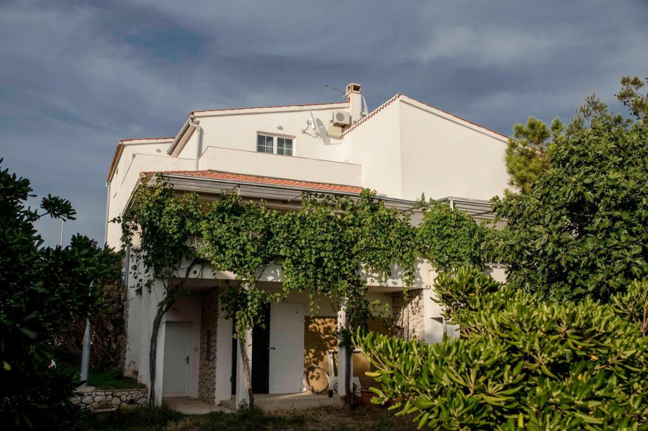 Guesthouse Sime Kolan Εξωτερικό φωτογραφία