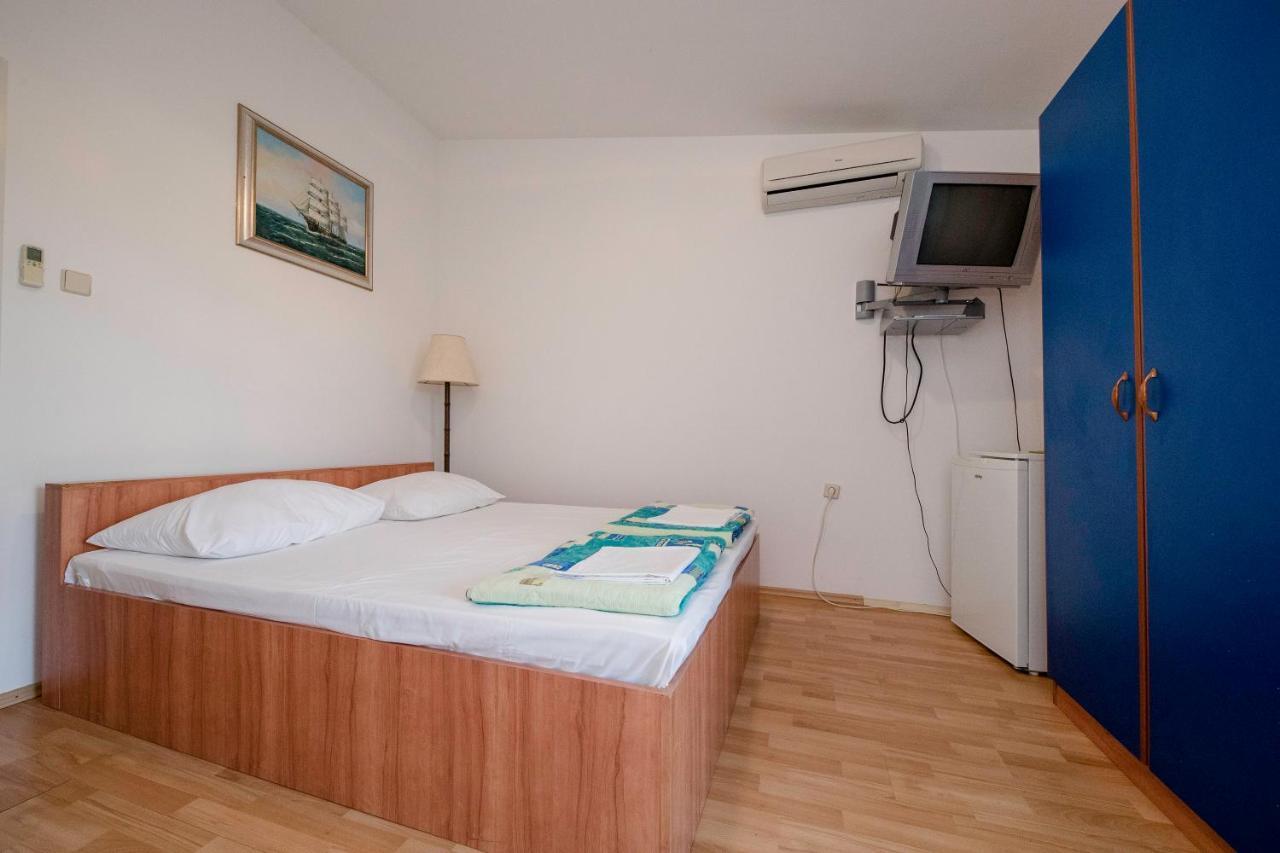 Guesthouse Sime Kolan Εξωτερικό φωτογραφία