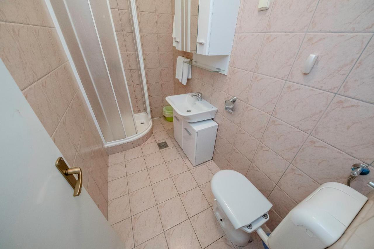 Guesthouse Sime Kolan Εξωτερικό φωτογραφία